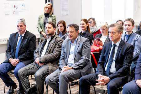 OBISK VLADE V PRIMORSKO NOTRANJSKI REGIJI 8.1.2025 - Valter Leban-8208